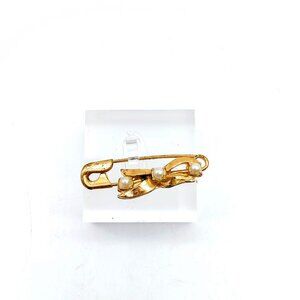 Vintage Safety Pin Brooch With Faux Pearls on Gold Tone